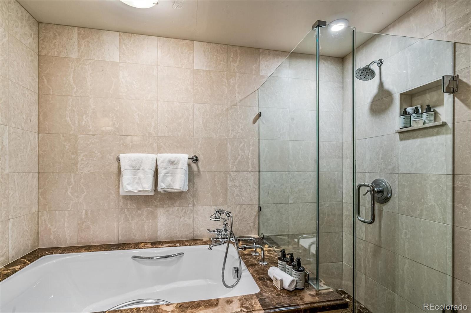 675 Lionshead Place Unit: 422