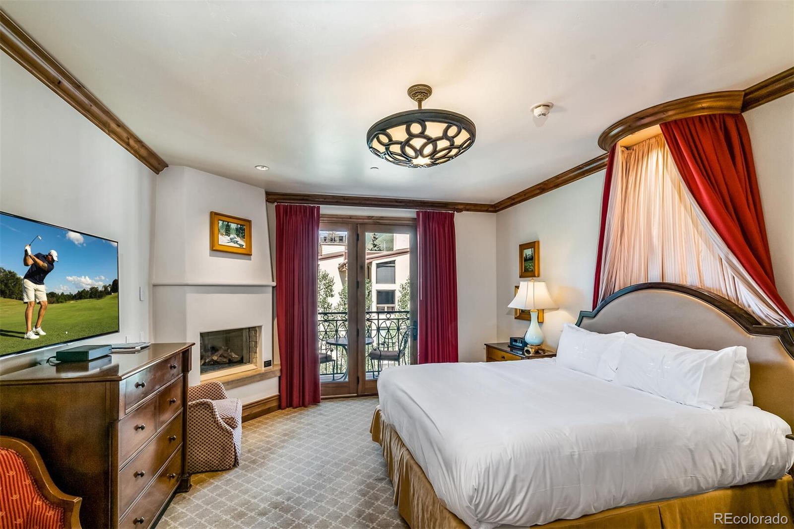 675 Lionshead Place Unit: 422