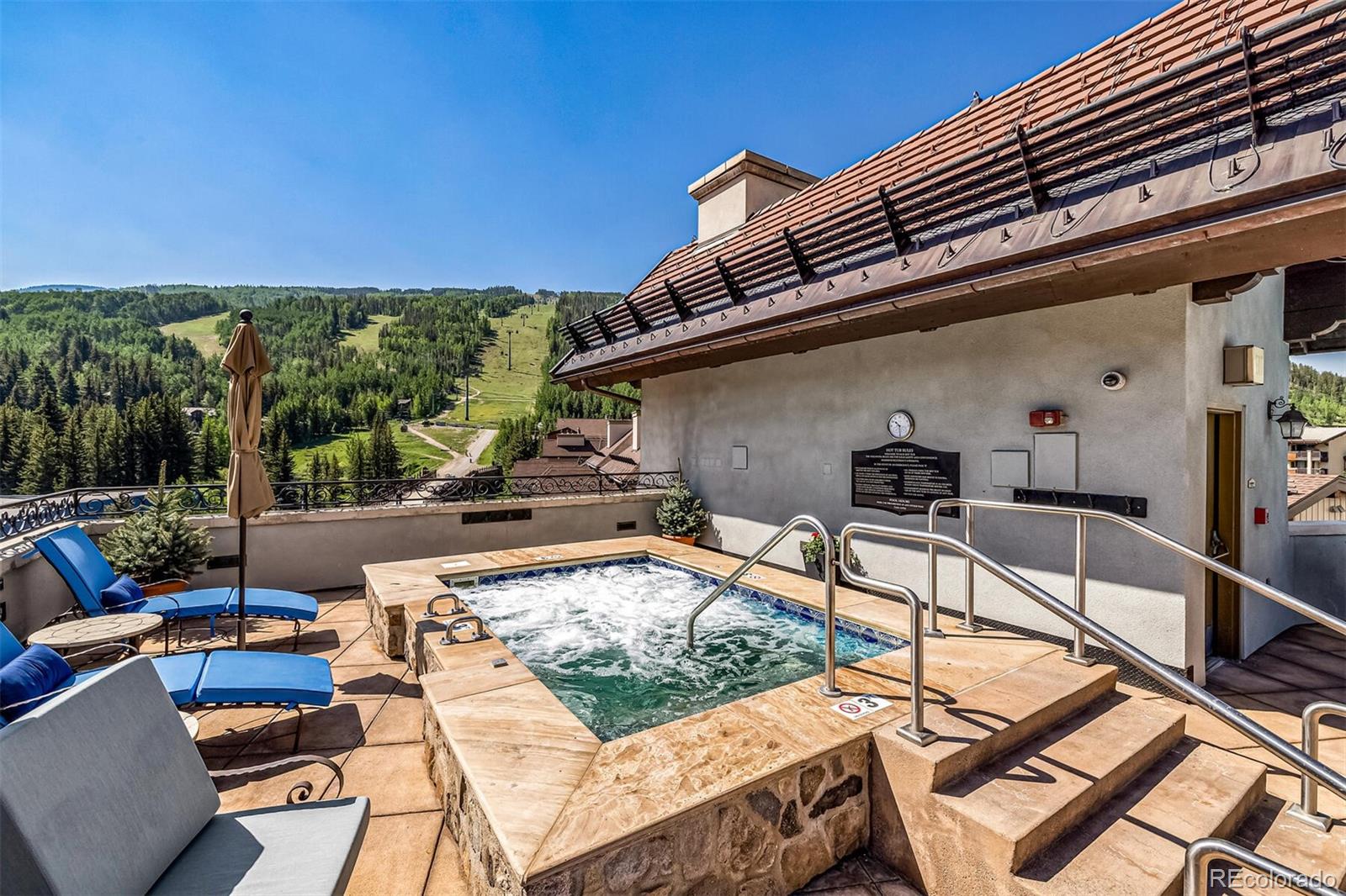 675 Lionshead Place Unit: 422