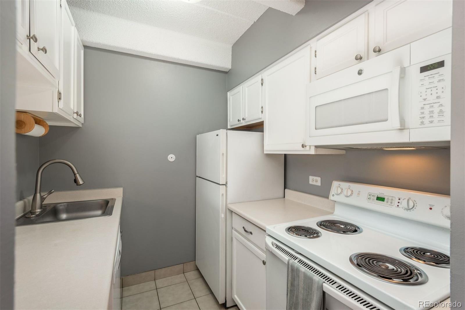1441 N Humboldt Street Unit: 307