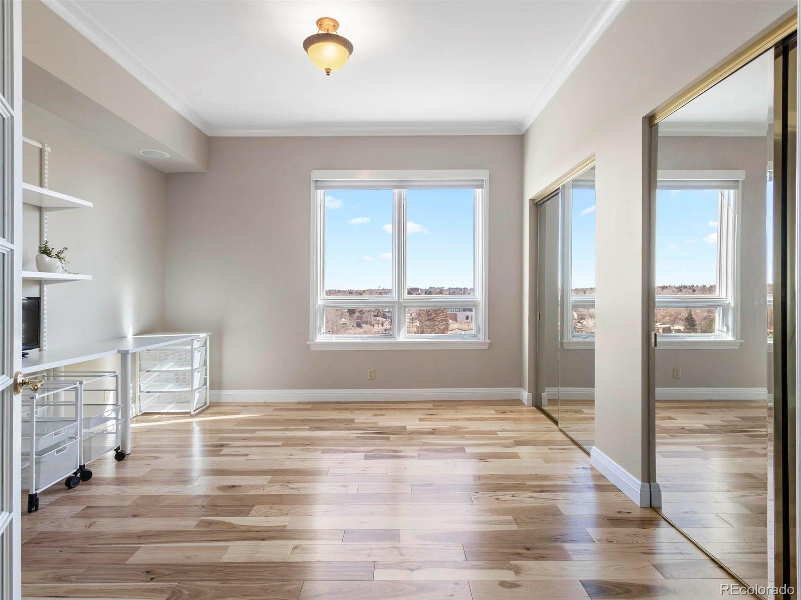 400 E 3rd Avenue Unit: 701