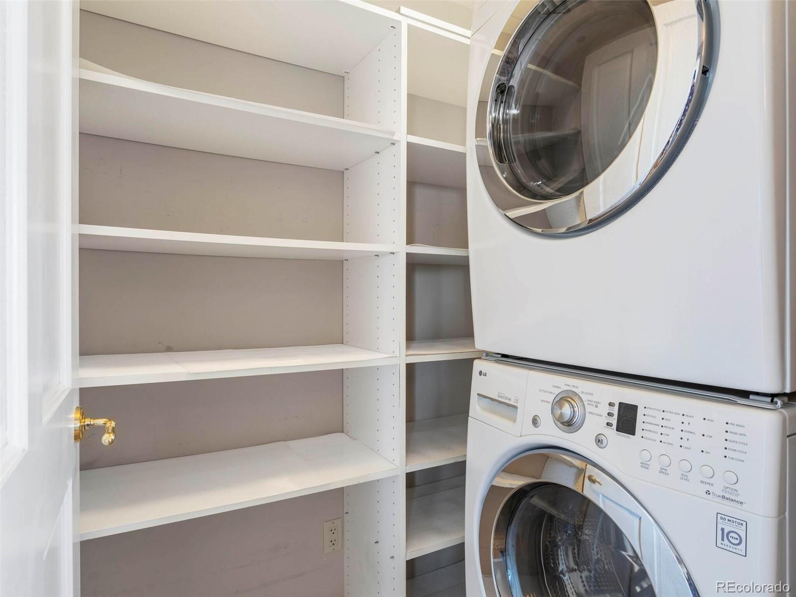 400 E 3rd Avenue Unit: 701