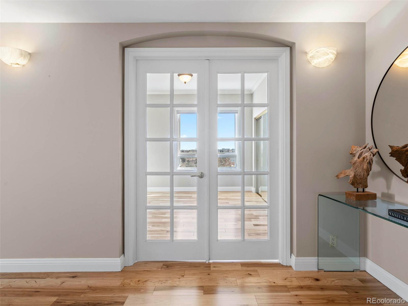 400 E 3rd Avenue Unit: 701