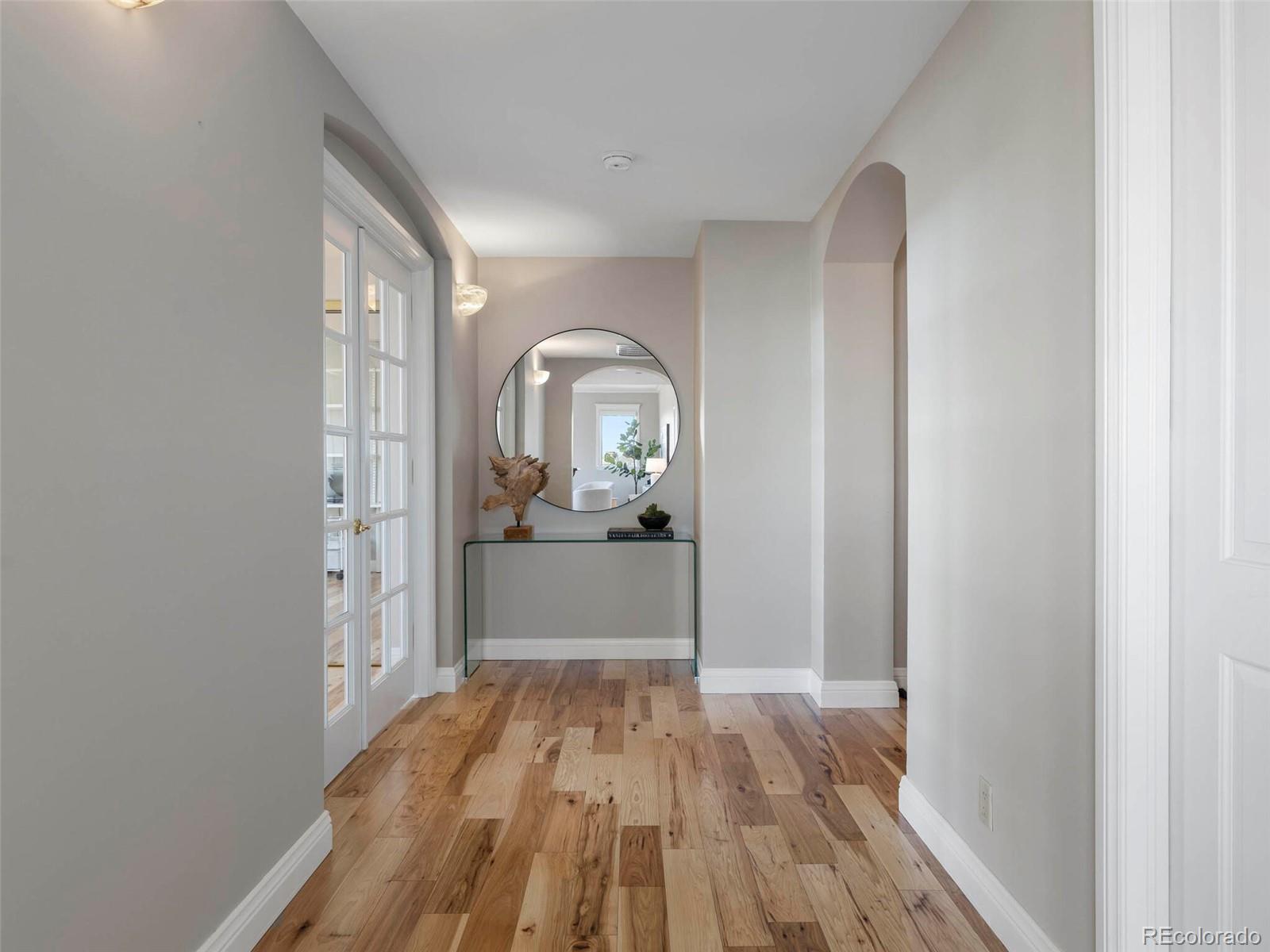 400 E 3rd Avenue Unit: 701