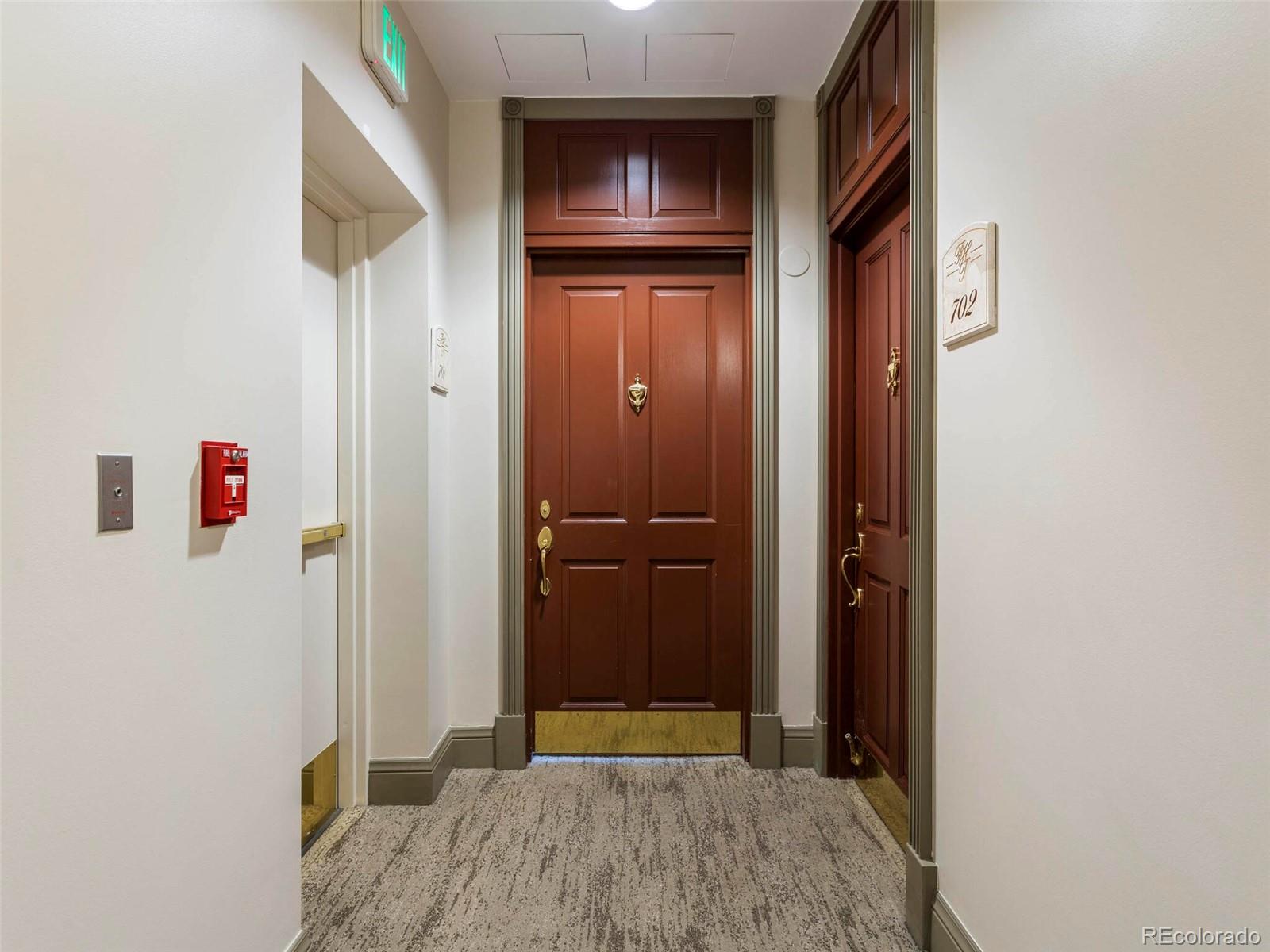 400 E 3rd Avenue Unit: 701
