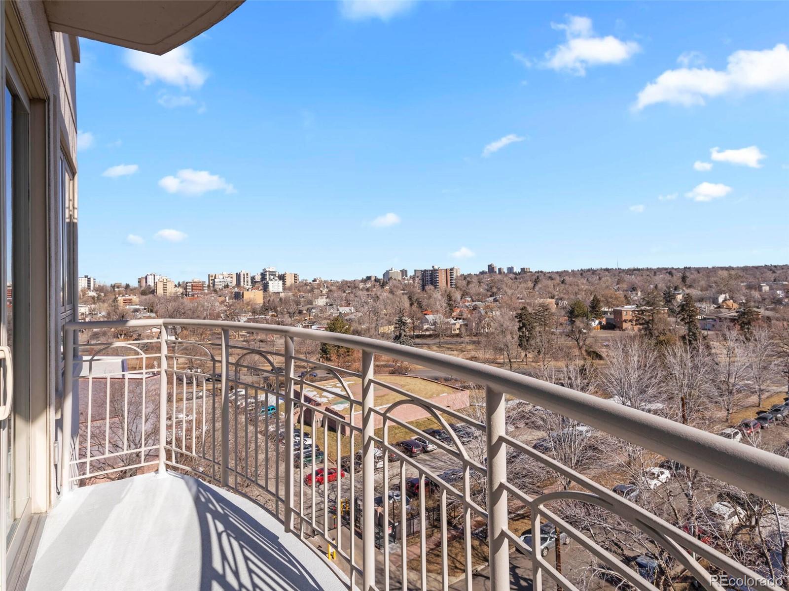 400 E 3rd Avenue Unit: 701