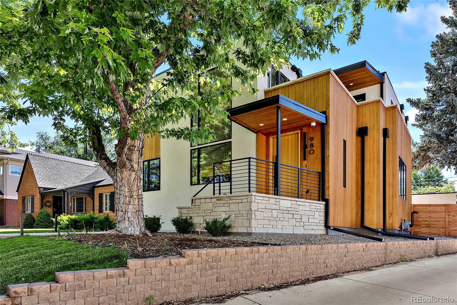980 S Fillmore Way