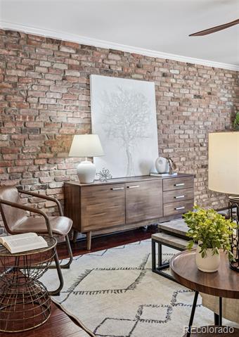 1625 Larimer Street Unit: 1208