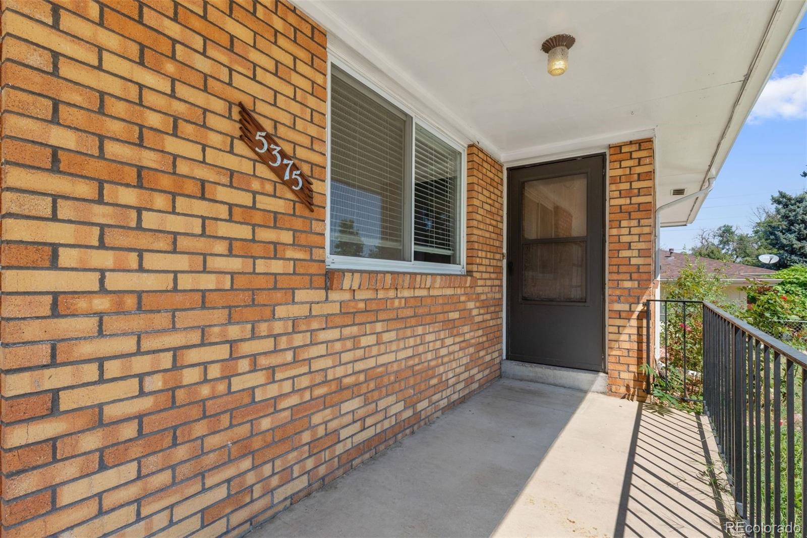 5371 King Court