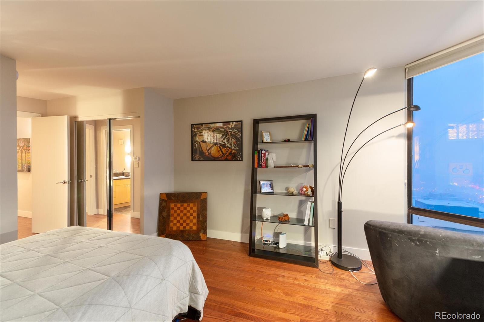 1625 Larimer Street Unit: 2007