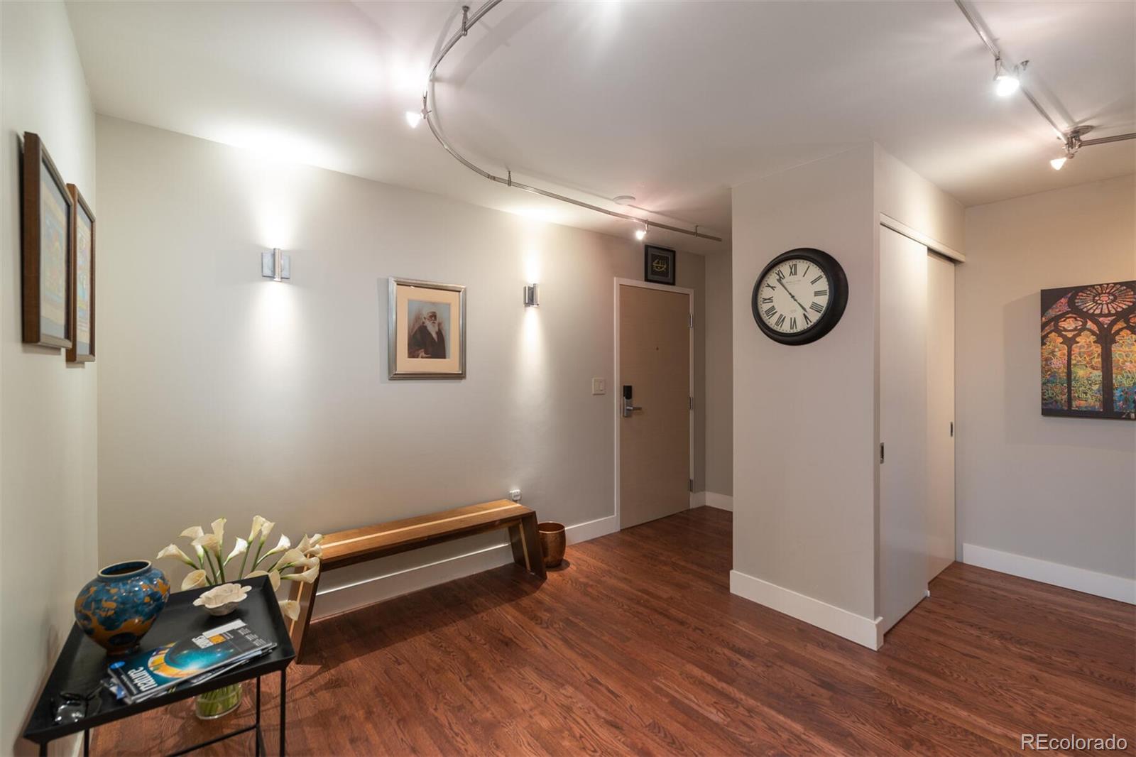 1625 Larimer Street Unit: 2007