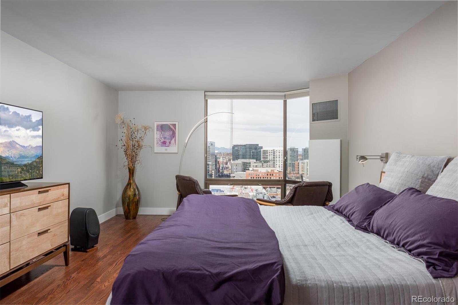 1625 Larimer Street Unit: 2007