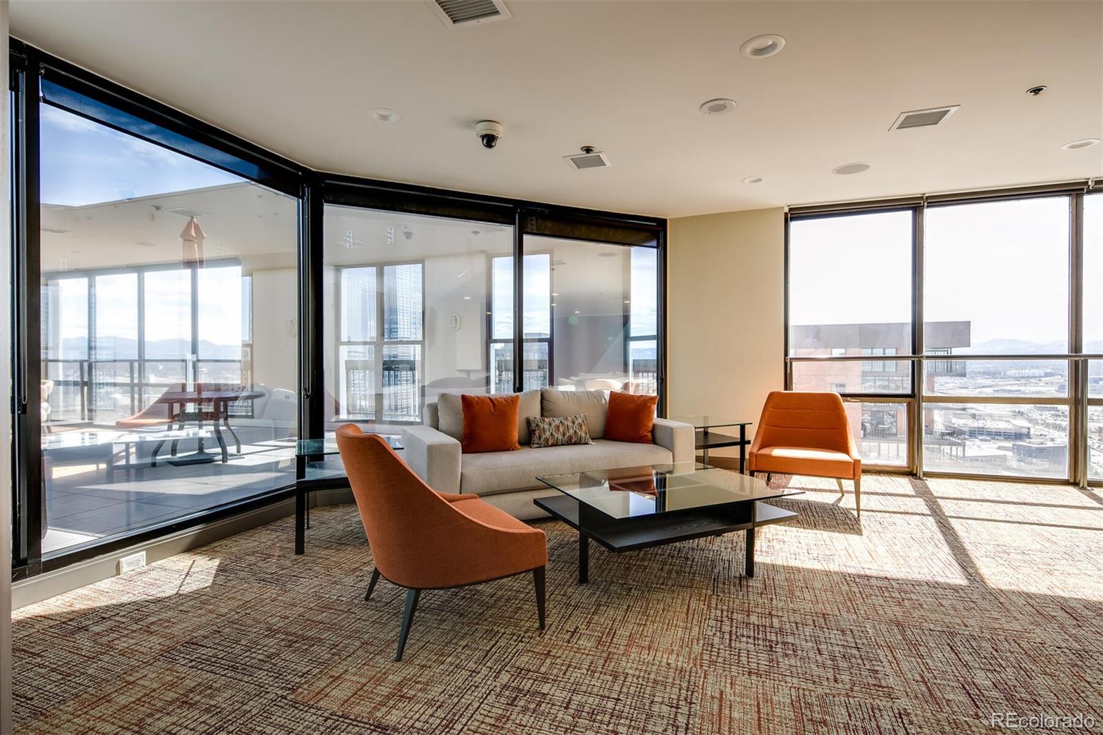 1625 Larimer Street Unit: 2007
