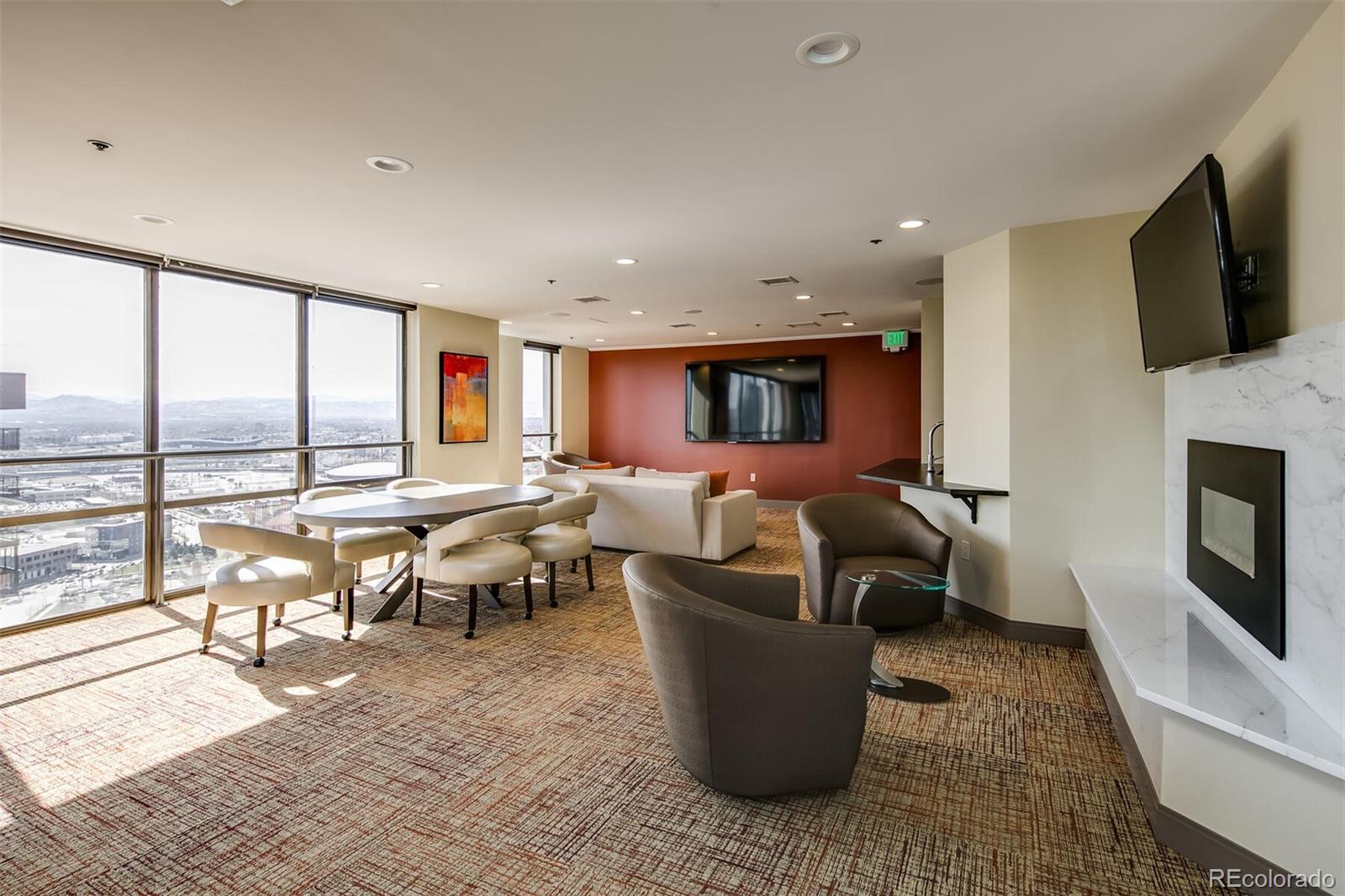 1625 Larimer Street Unit: 2007