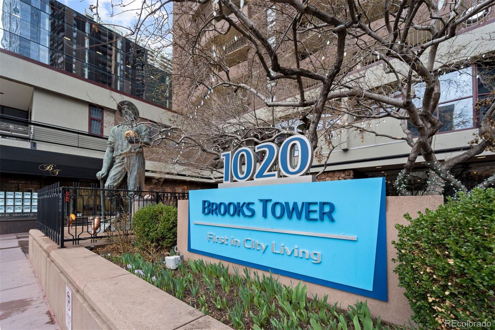 1020 15th Street Unit: 26L