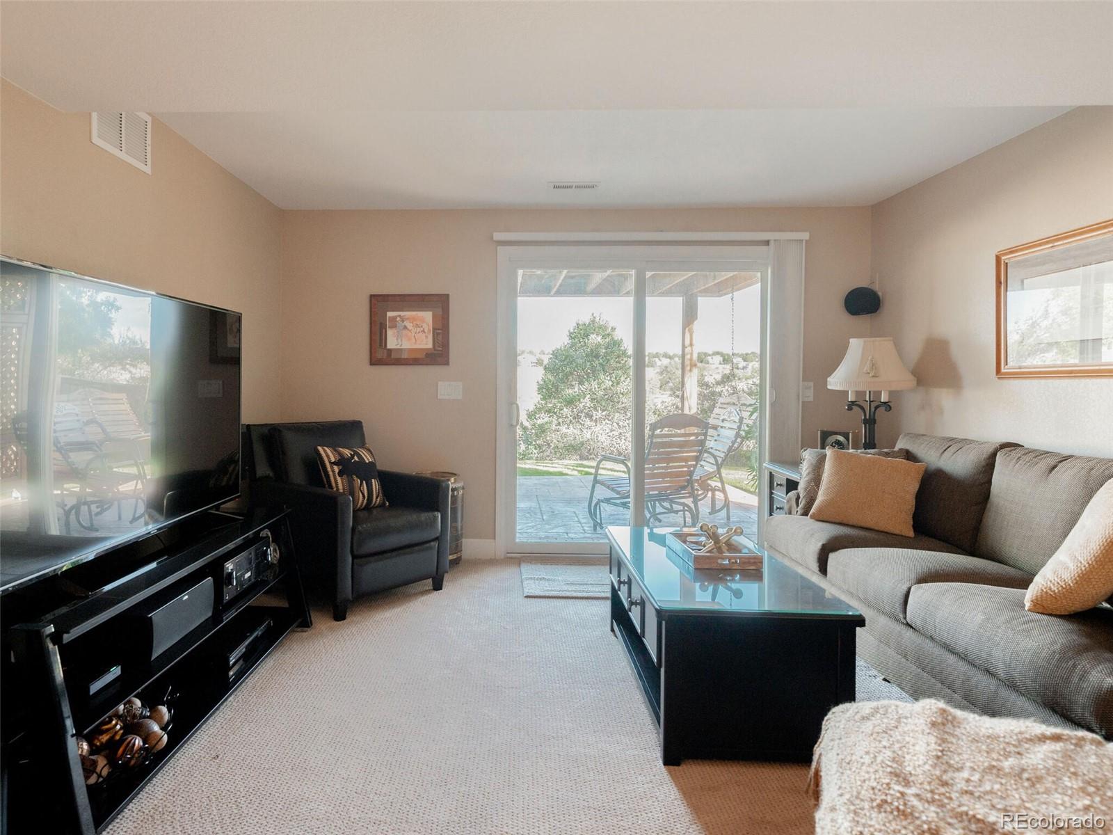 9002 Kenwood Court