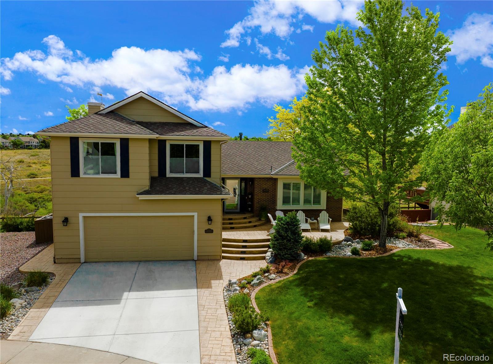 9002 Kenwood Court