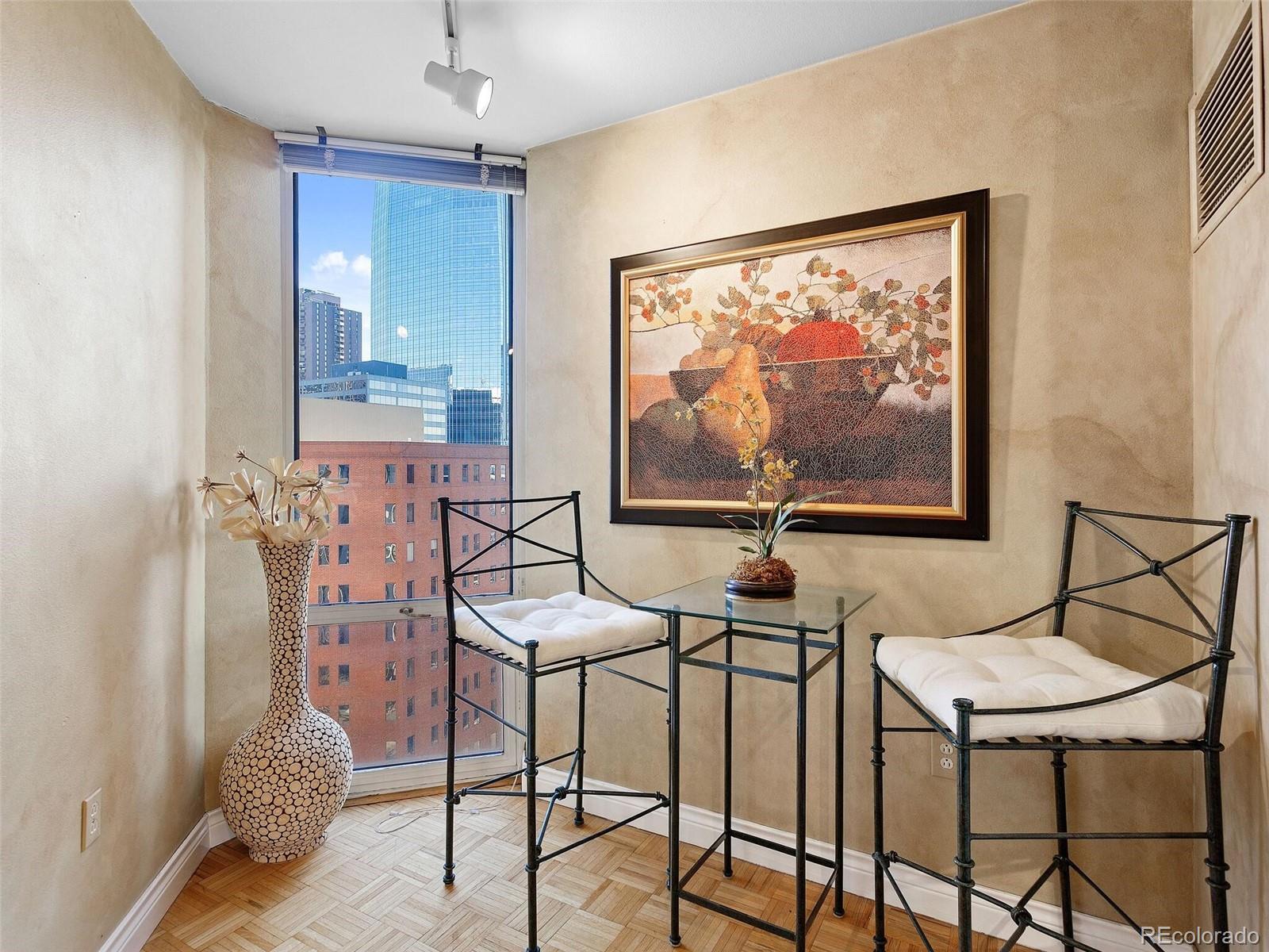 1625 Larimer Street Unit: 1601