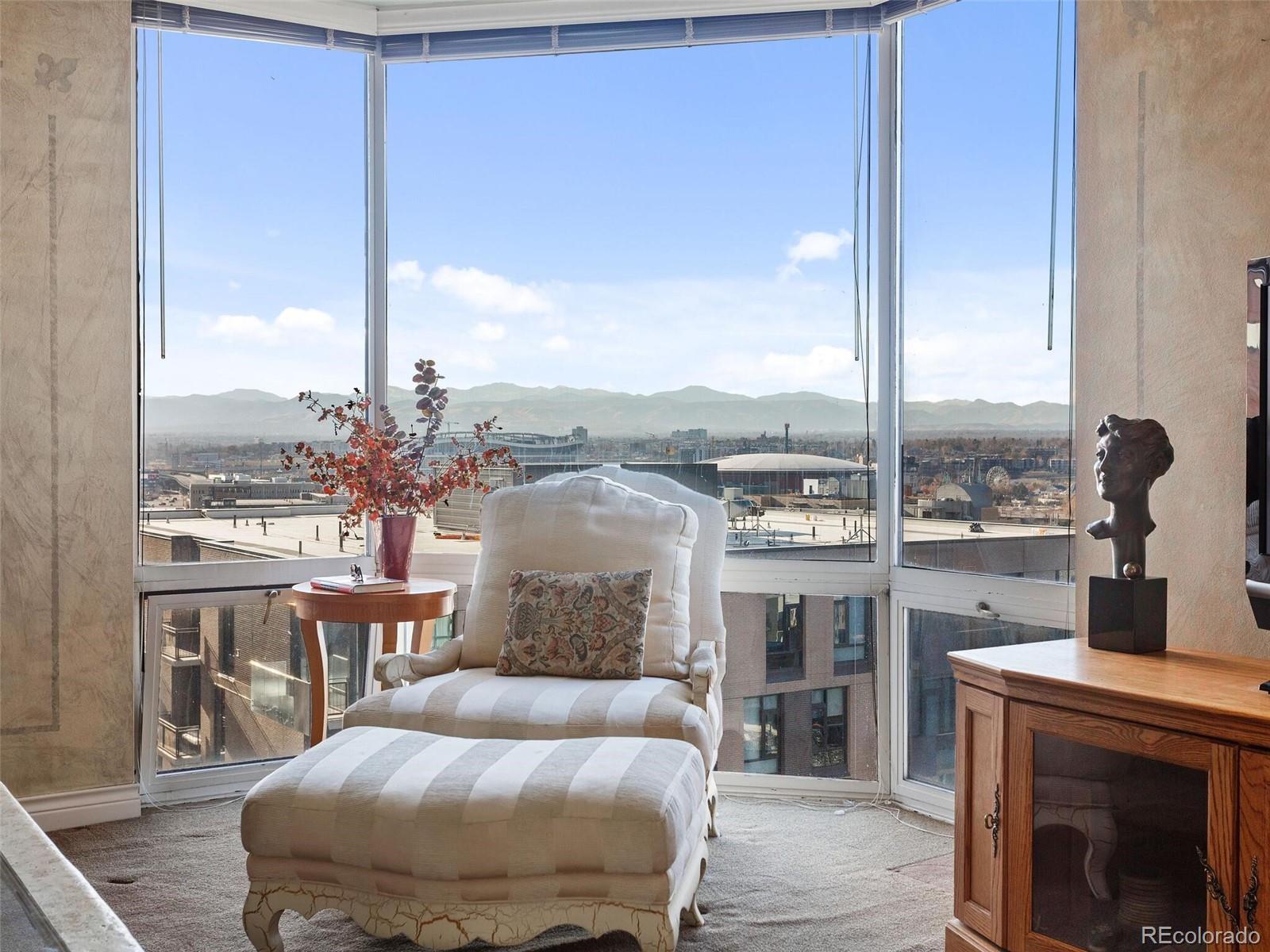 1625 Larimer Street Unit: 1601