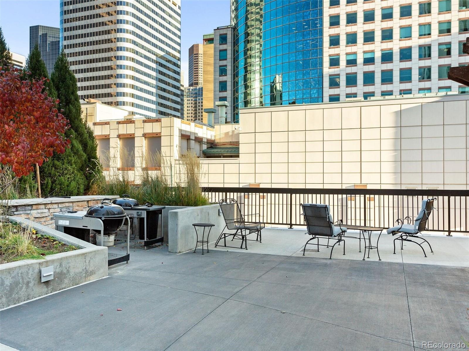 1625 Larimer Street Unit: 1601