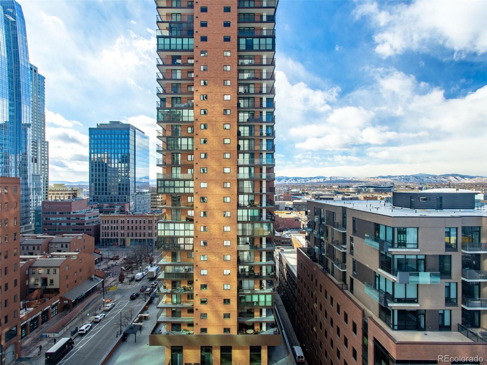 1625 Larimer Street Unit: 1601