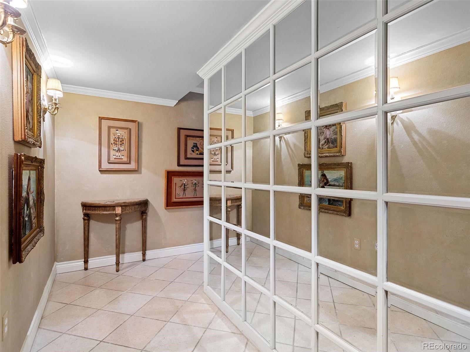 1625 Larimer Street Unit: 1601