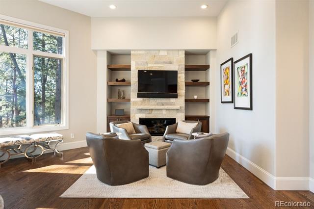 4525 Silver Gate Drive