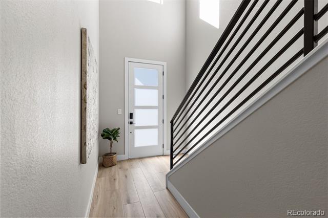 2074 S Holly Street Unit: 2