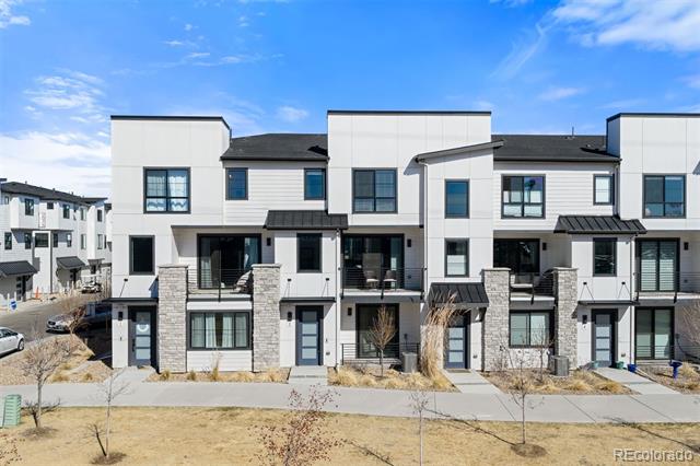 2074 S Holly Street Unit: 2