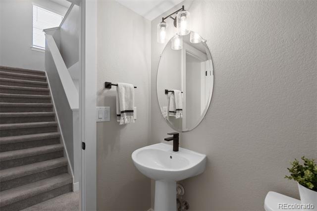 2074 S Holly Street Unit: 2