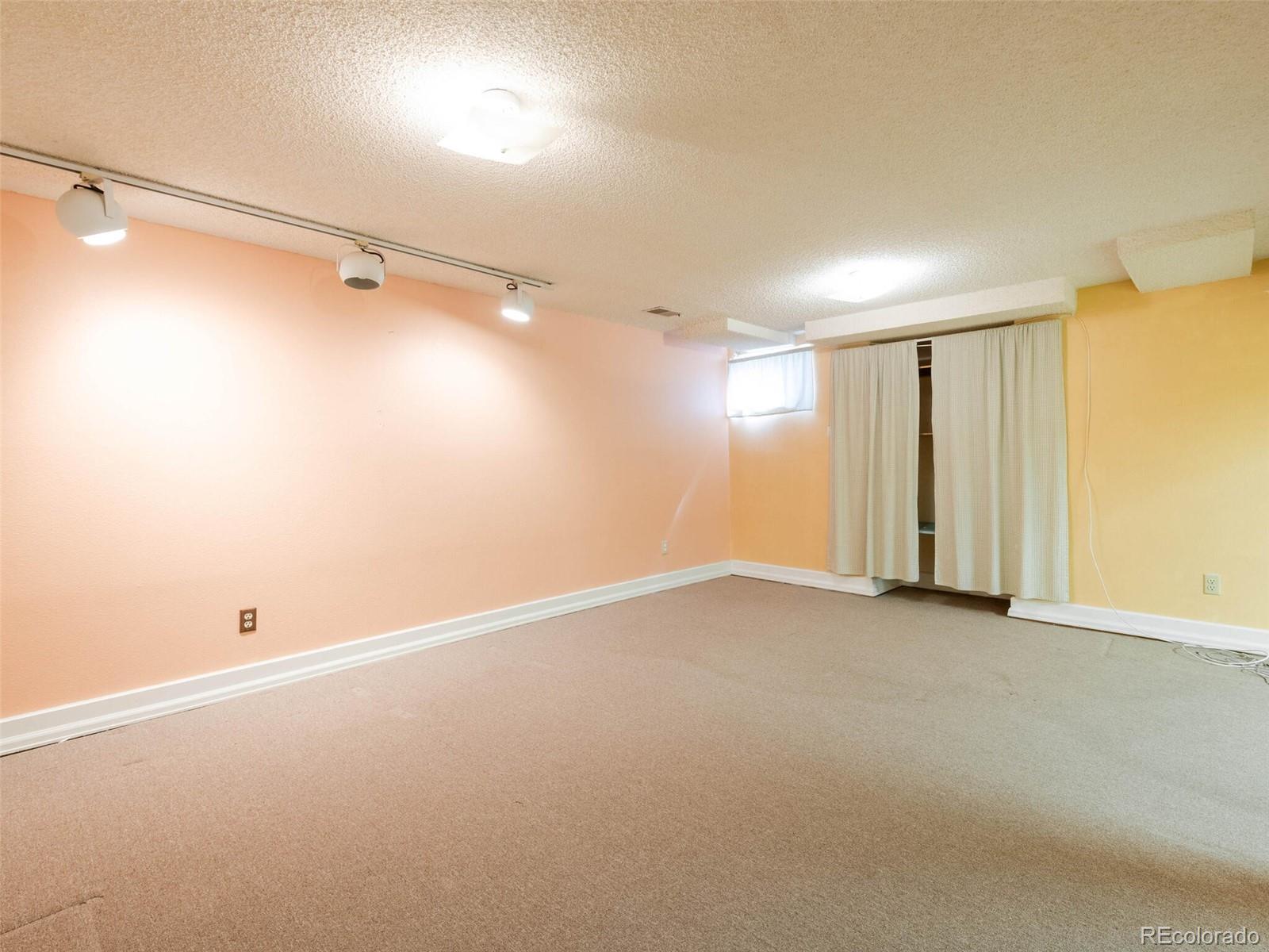 7925 W Layton Avenue Unit: 306