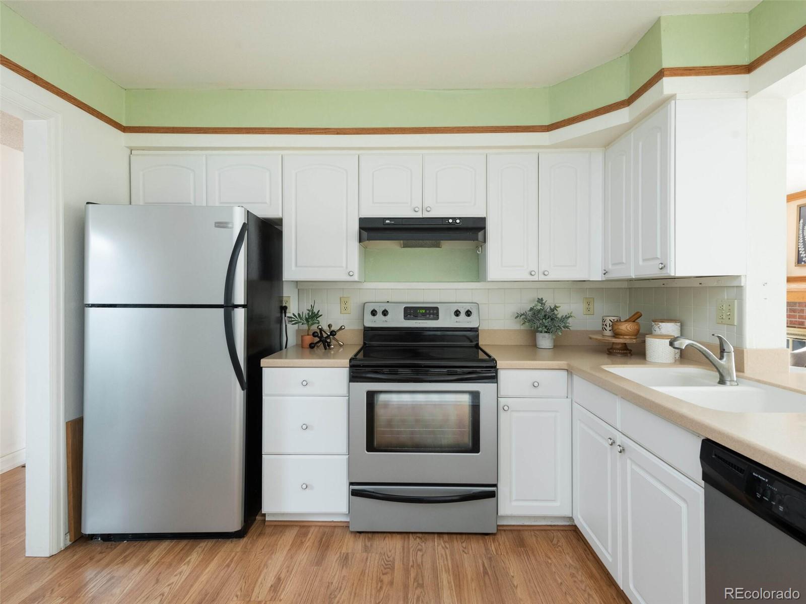 7925 W Layton Avenue Unit: 306