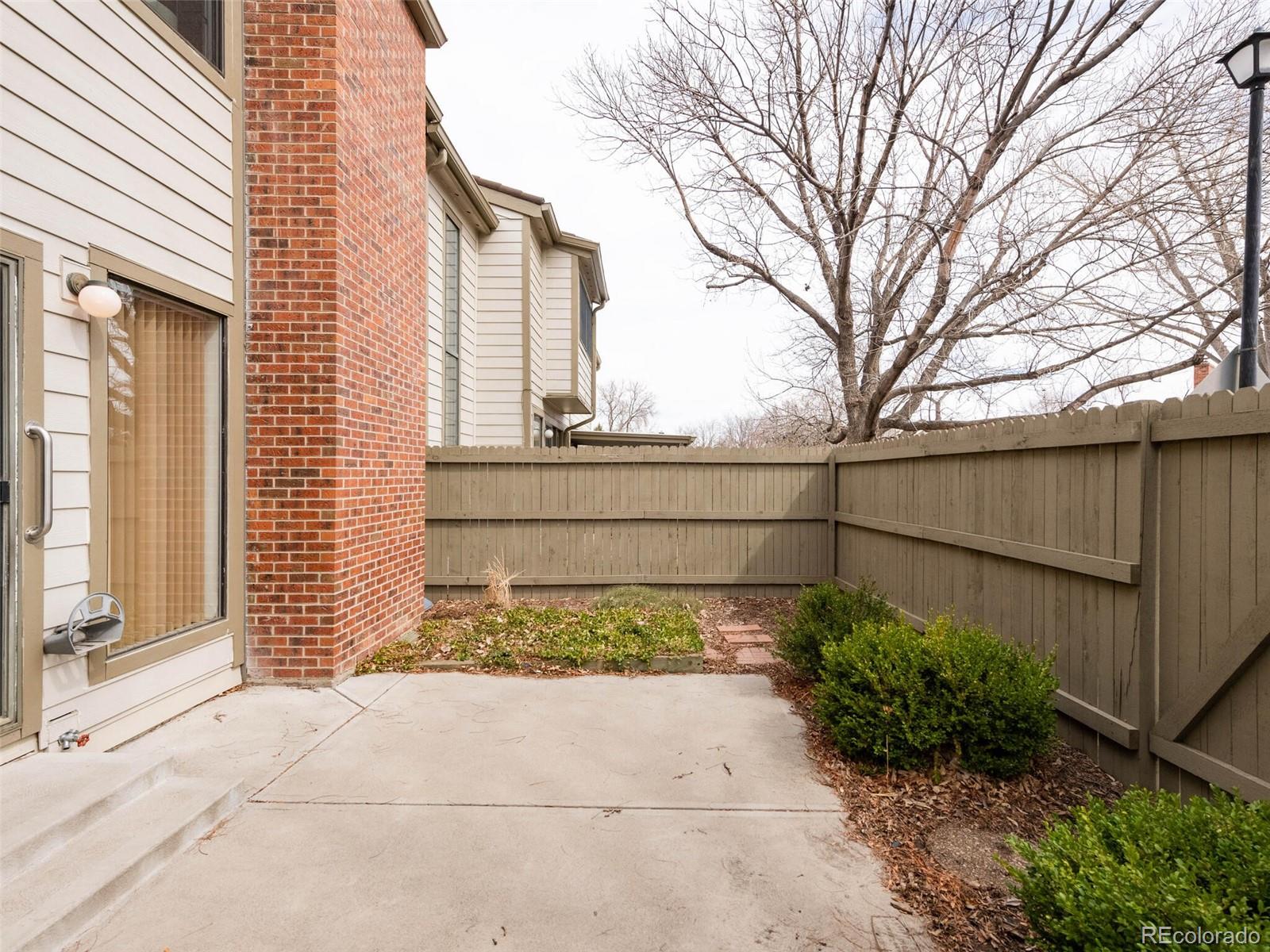 7925 W Layton Avenue Unit: 306