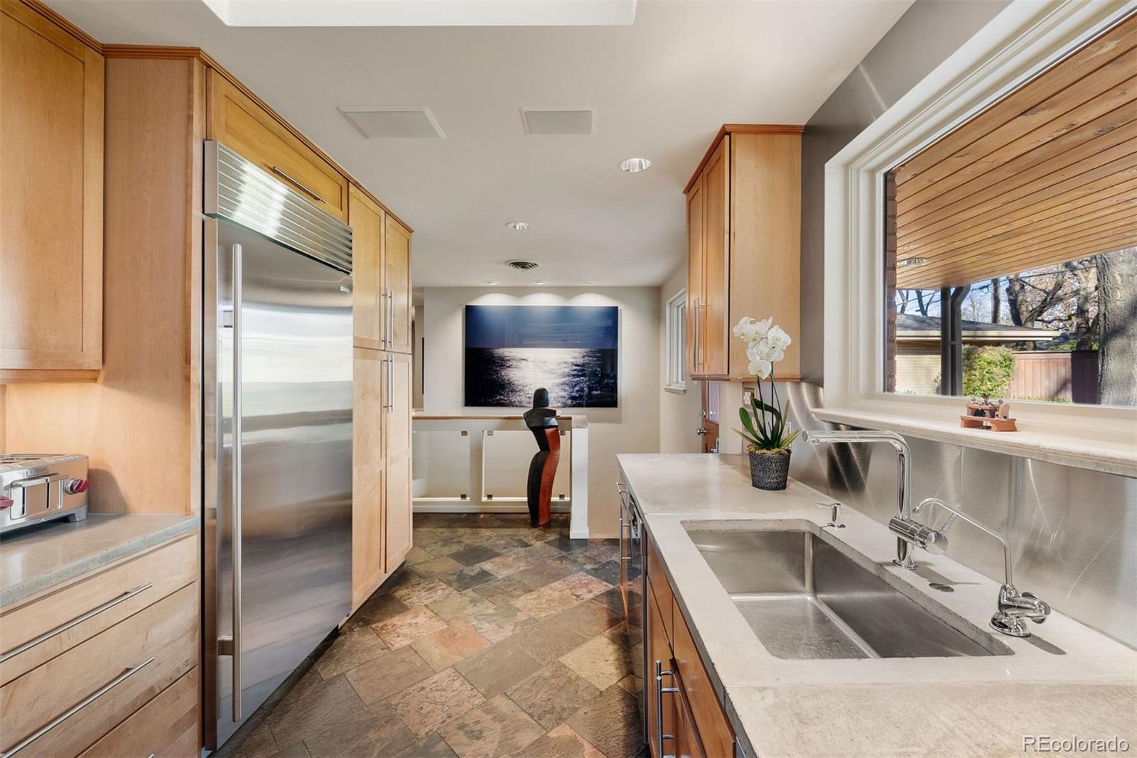 230 Monaco St Parkway