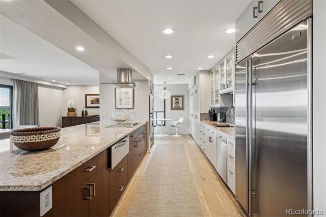 460 S Marion Parkway Unit: 1856