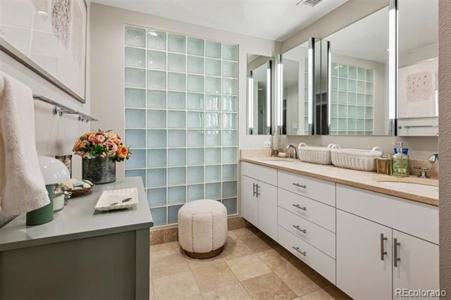 460 S Marion Parkway Unit: 1856