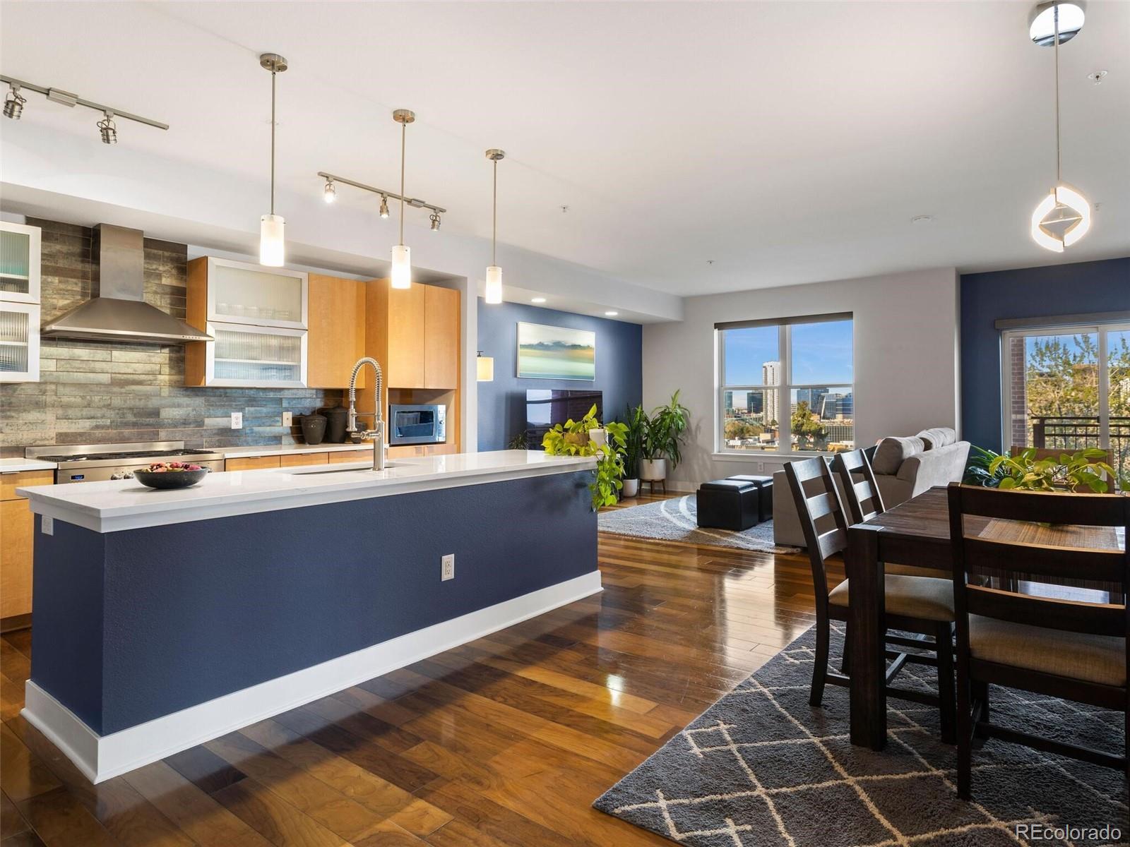 2240 N Clay Street Unit: 607