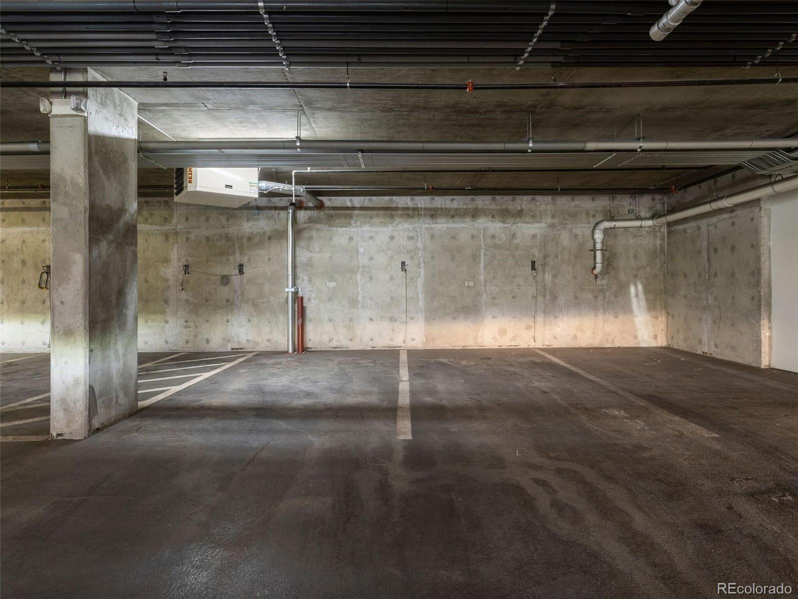 2240 N Clay Street Unit: 607