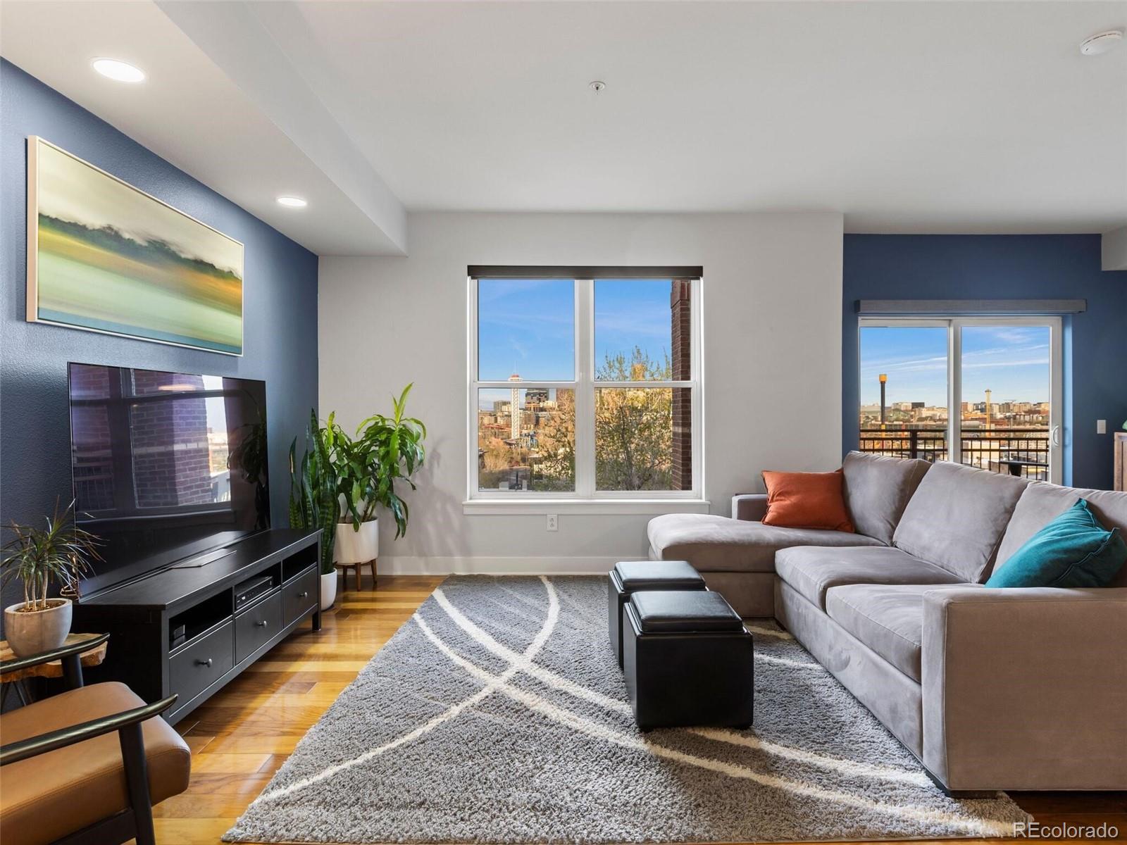 2240 N Clay Street Unit: 607