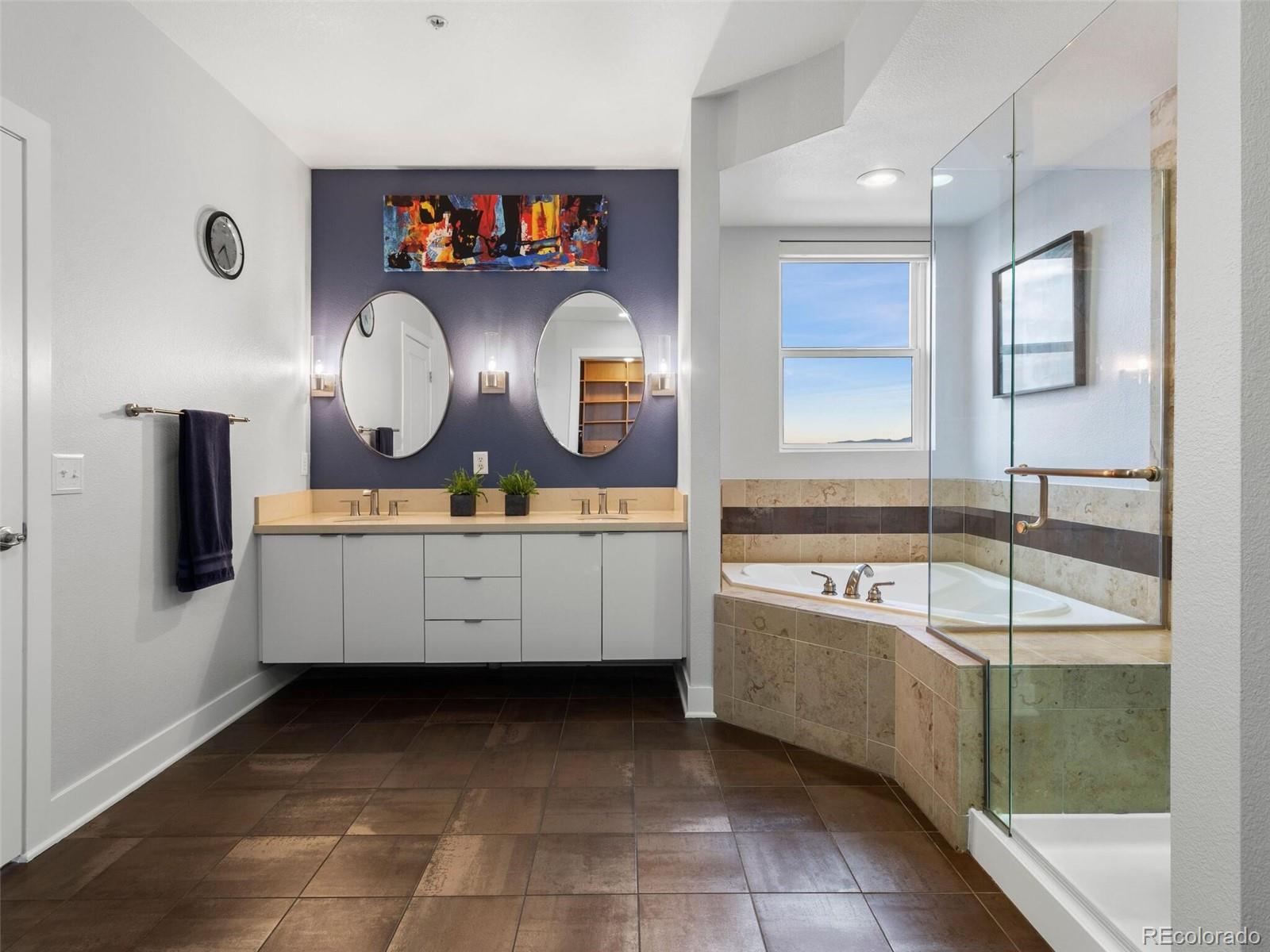 2240 N Clay Street Unit: 607