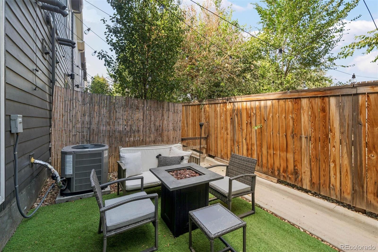 3437 W 63rd Place
