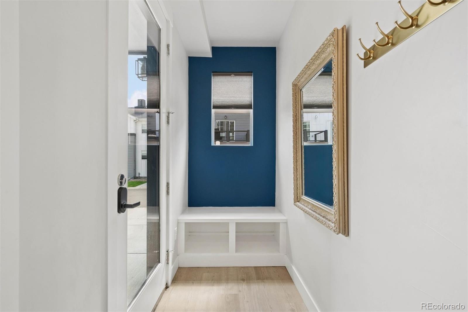 3437 W 63rd Place
