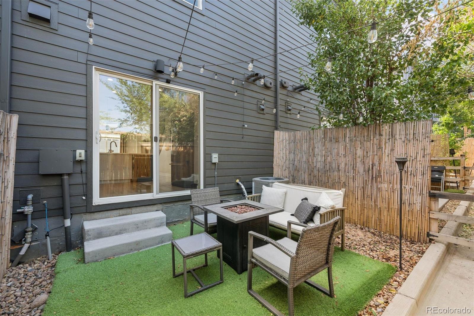 3437 W 63rd Place