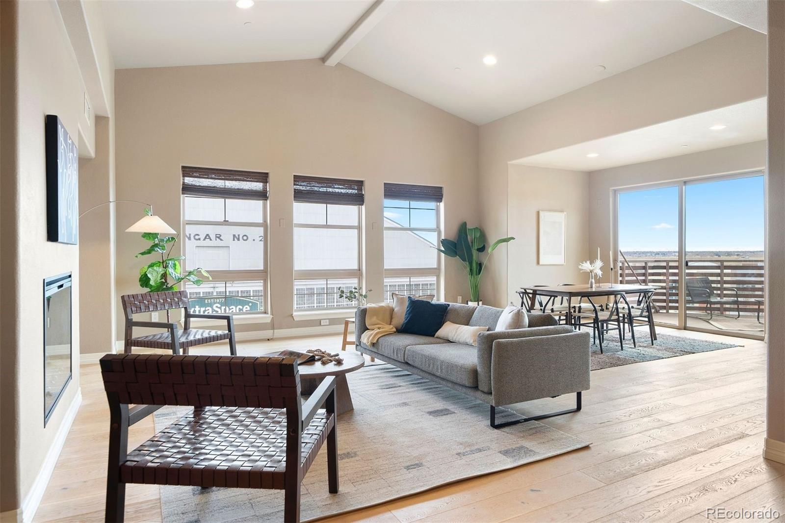 89 Rampart Way Unit: 504