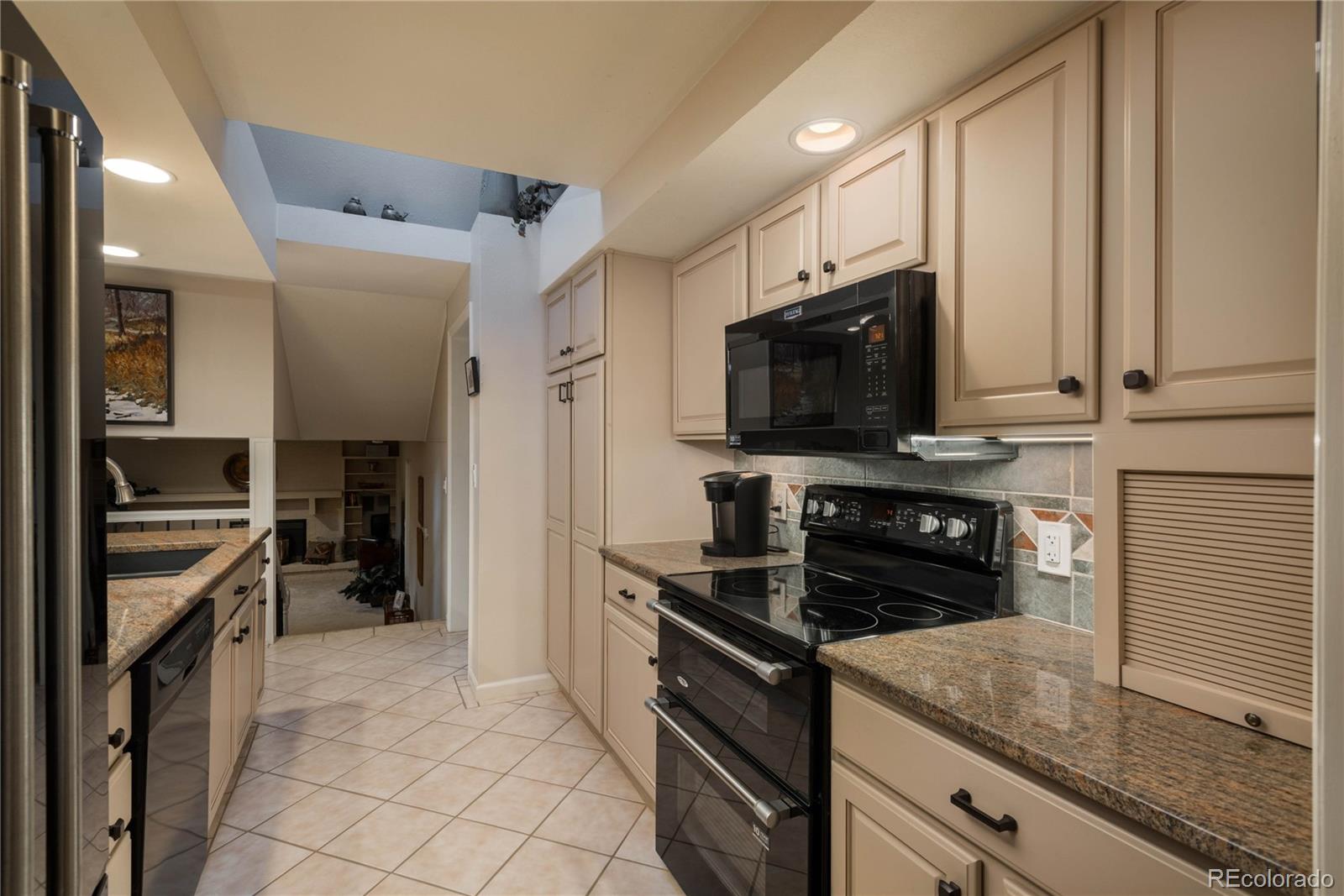8694 E Monmouth Place