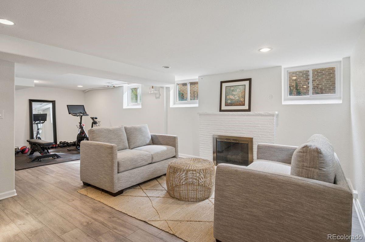 710 S Elizabeth Street