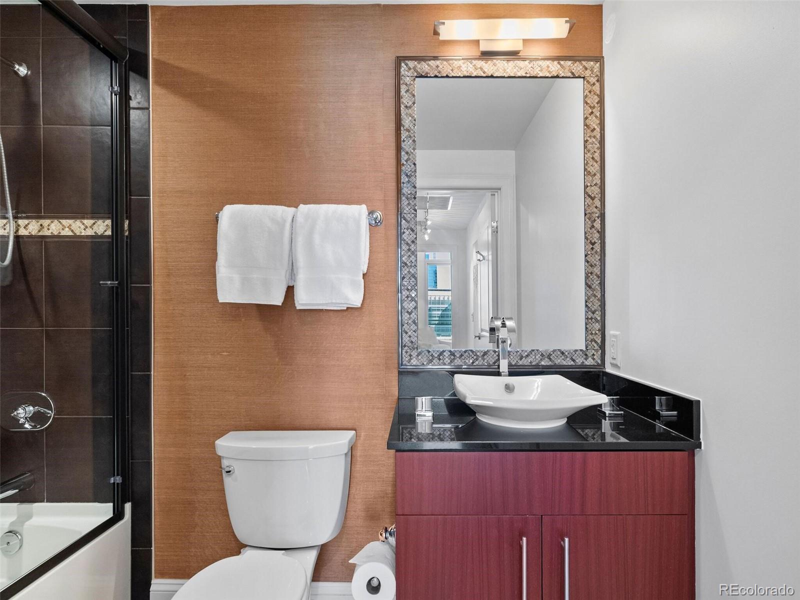 2001 Lincoln Street Unit: 1413
