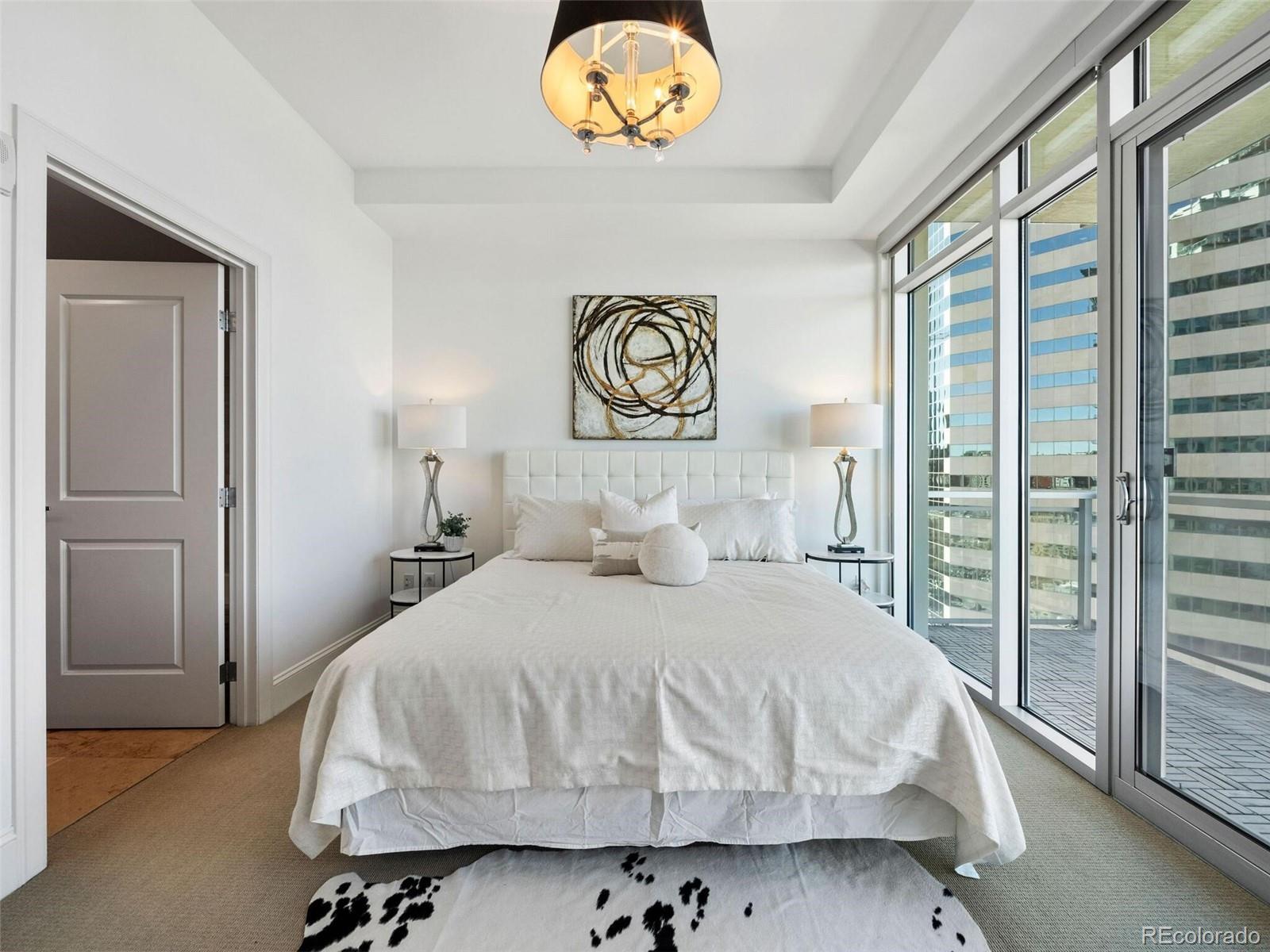 2001 Lincoln Street Unit: 1413