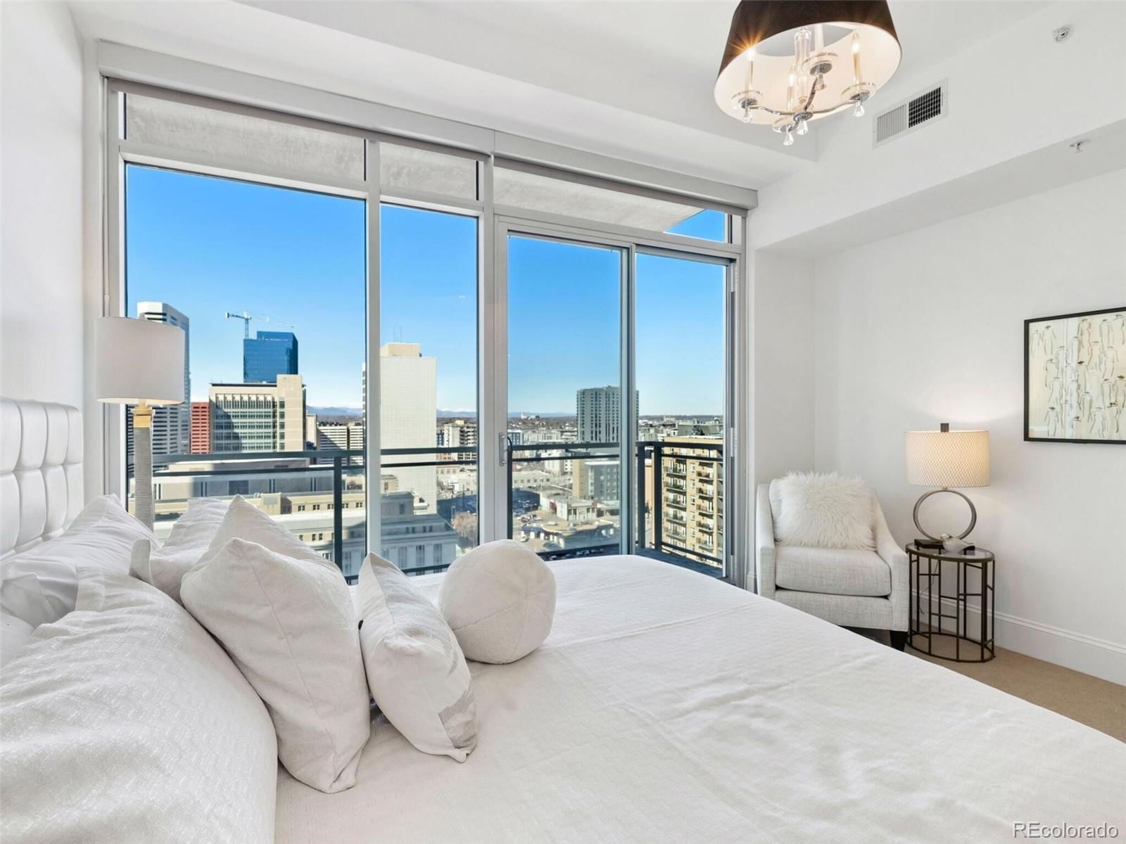 2001 Lincoln Street Unit: 1413