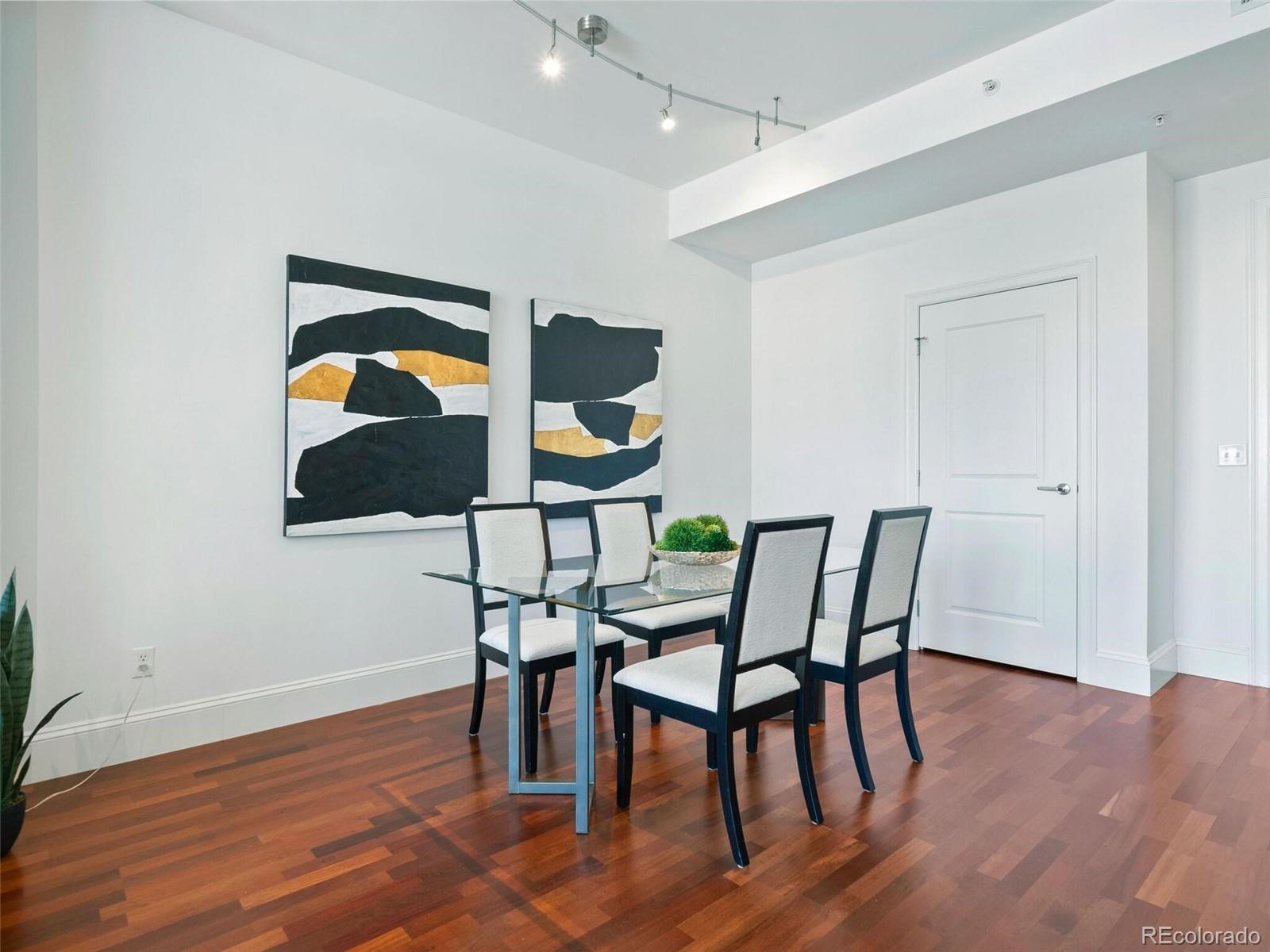 2001 Lincoln Street Unit: 1413